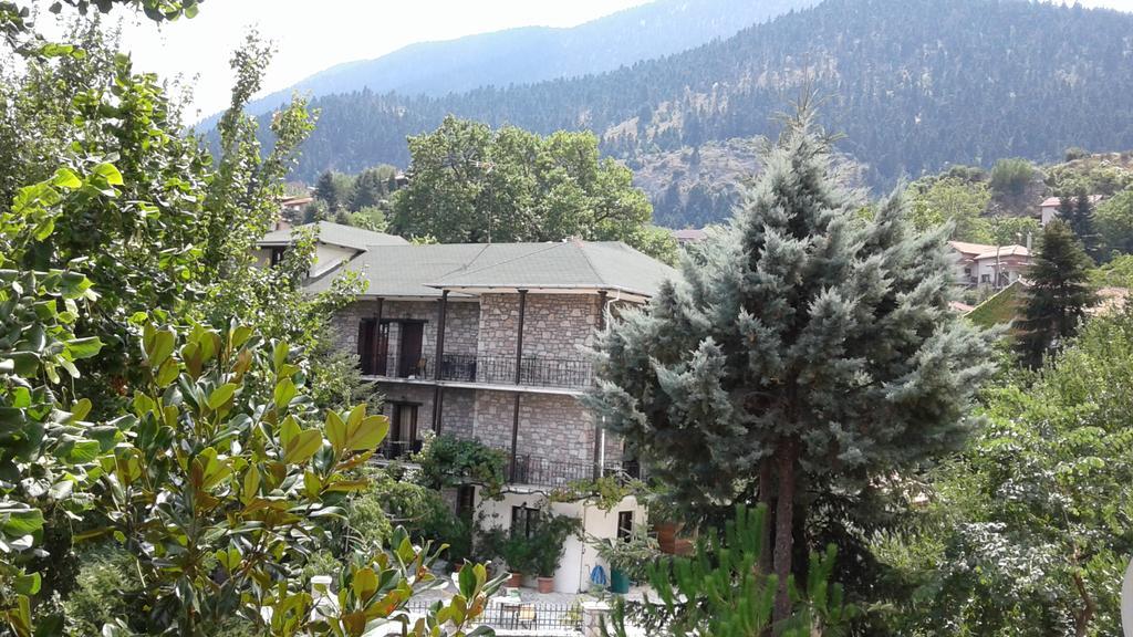 Guesthouse Alexandra Eptálofos Eksteriør billede